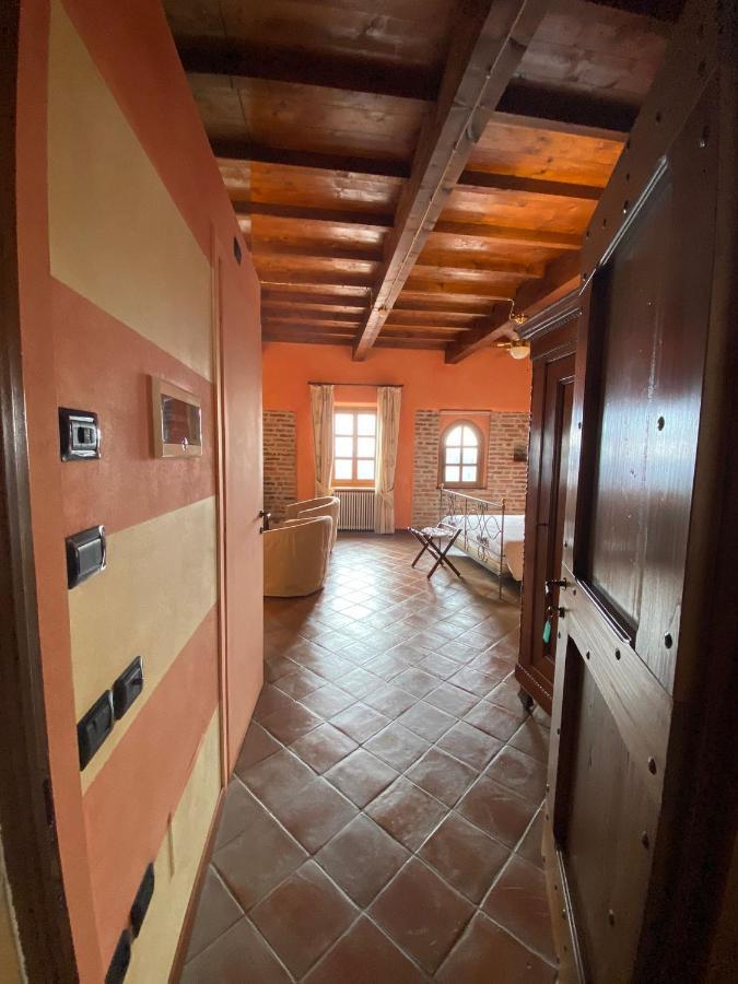 Foresteria Ristorante Conti Roero Monticello d'Alba Eksteriør bilde